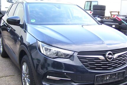 Opel Grandland (X) 139.780 km 9.550 &euro; Neckarweihingen bei Ludwigsburg 71642