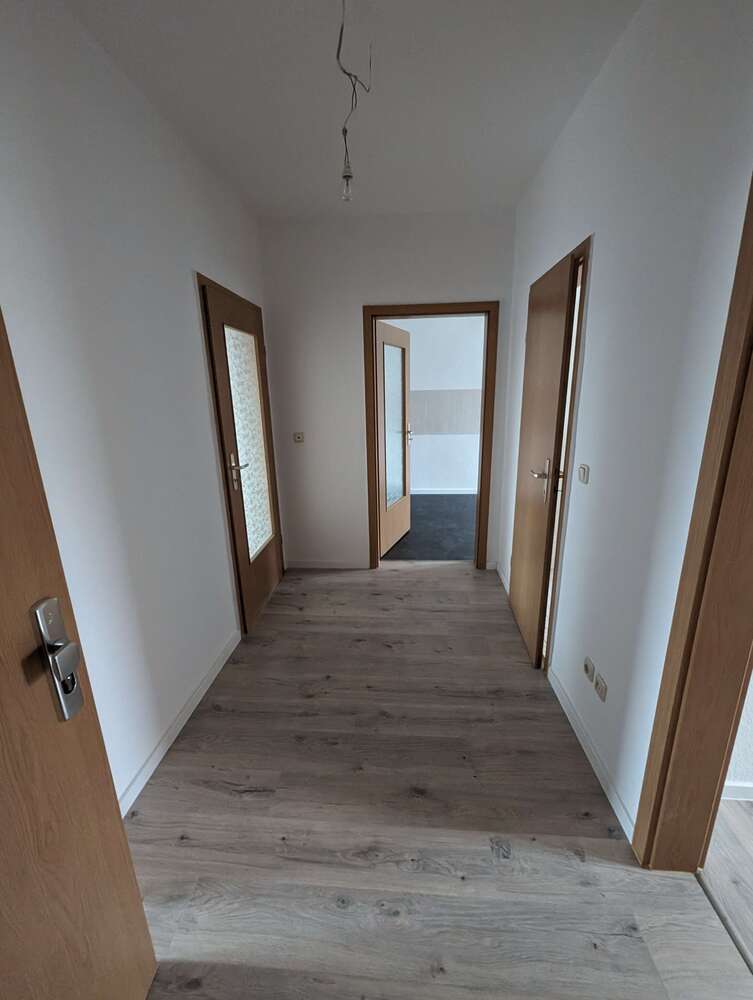 Wohnung zum Mieten in Chemnitz 320 € 64.1 m²