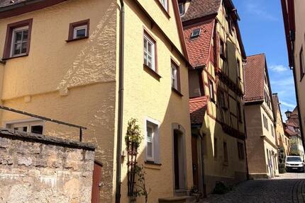 Haus Rothenburg ob der Tauber - 3 Zimmer, 78 m&sup2;, 319.000&euro; | Angebot:26973801