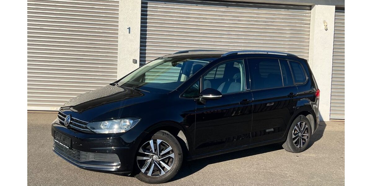 VW Touran 197.621 km 16.950 &euro; Hildrizhausen /Stuttgart 71157