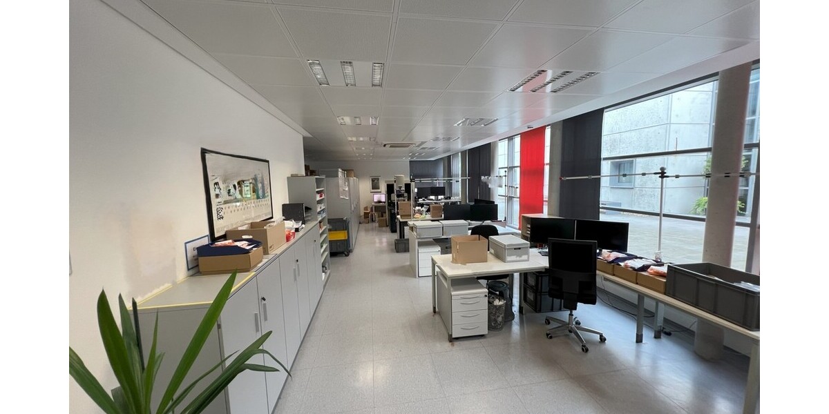 Lager-Produktionsanlage mit Büro in Lübbecke zimmer