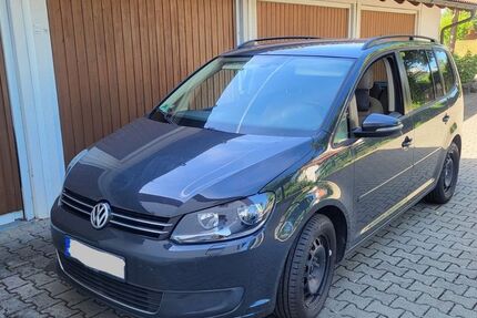 VW Touran 147.848 km 7.899 &euro; Weilheim in Oberbayern 82362