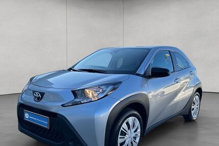 Toyota Aygo (X) 27.163 km 13.990 € Freiburg 79108