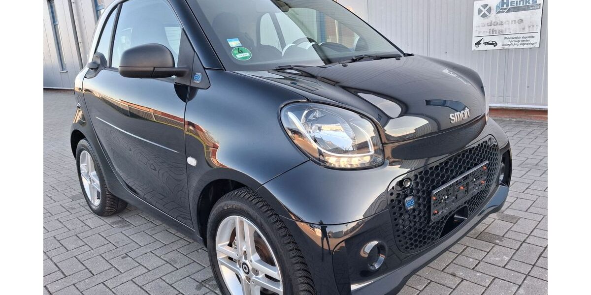 Smart ForTwo 27.000 km 9.950 &euro; Upgant- Schott 26529
