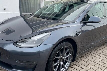 Tesla Model 3 66.650 km 25.980 &euro; Heidenheim/Brenz 89520