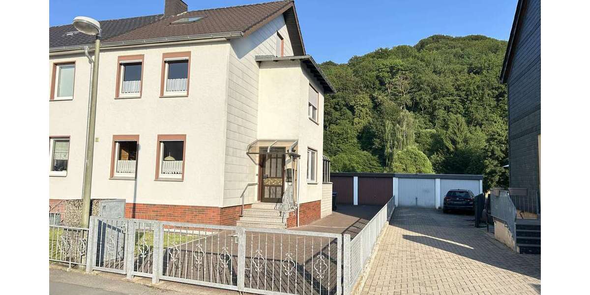 Einfamilienhaus Marsberg - 4 Zimmer, 110 m&sup2;, 165.000&euro; | Angebot:27120824