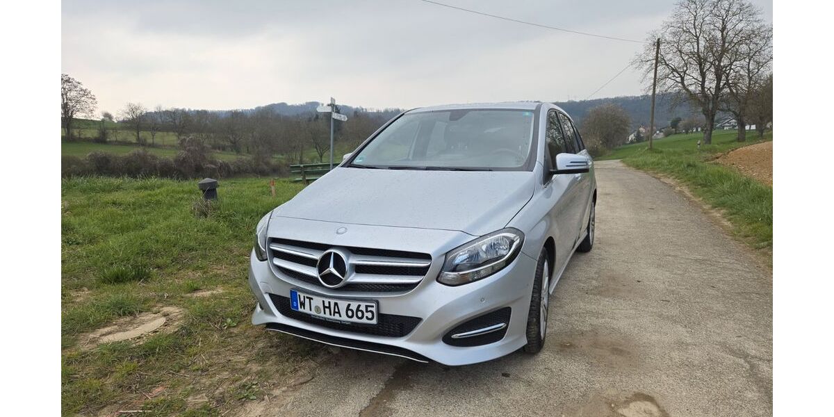 Mercedes-Benz B 180 77.884 km 13.200 &euro; Schliengen 79418