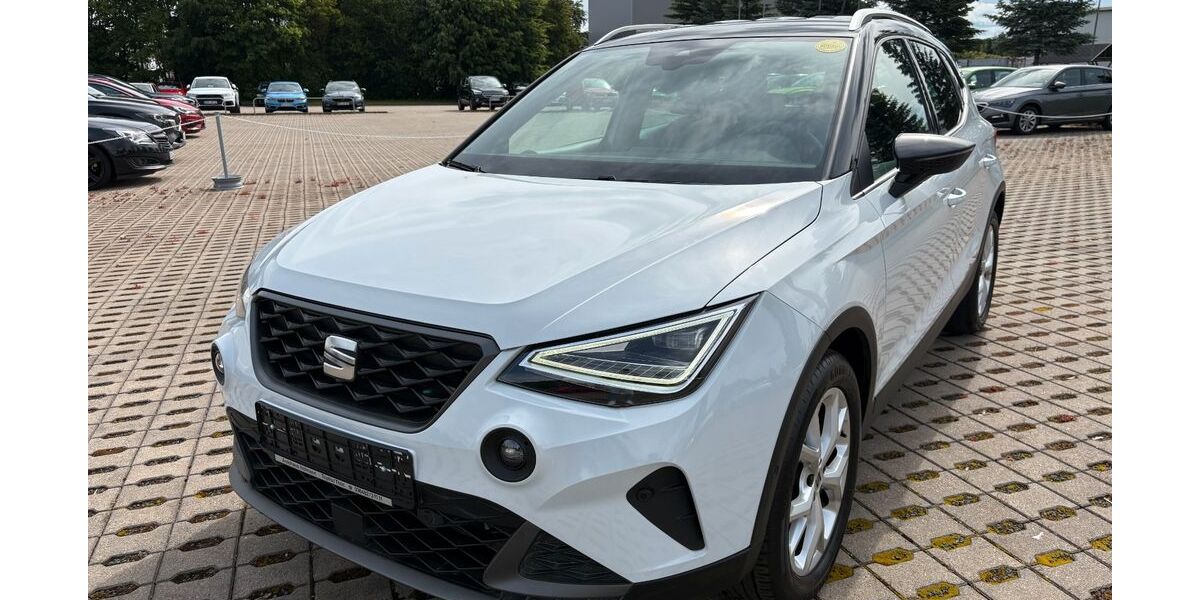 Seat Arona 17.700 km 22.690 &euro; Triptis 07819