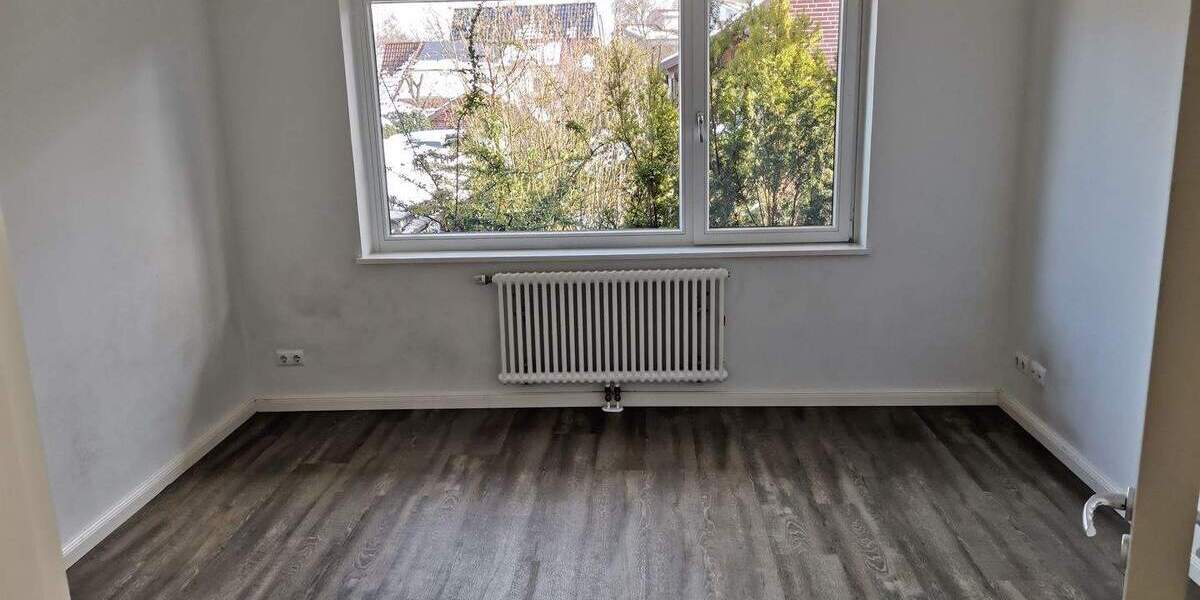 Einfamilienhaus Buxtehude - 5 Zimmer, 180 m&sup2;, 2.200&euro; | Angebot:25800824