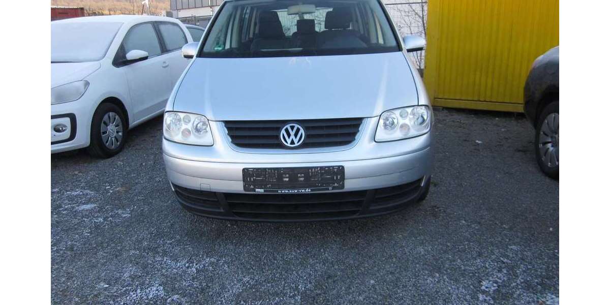 VW Touran 162.500 km 2.850 &euro; Leimen 69181