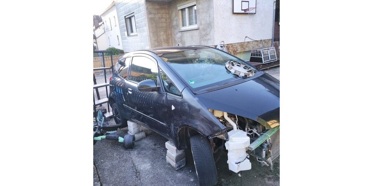 Mitsubishi Colt 250.000 km 2.199 € Aarbergen 65326