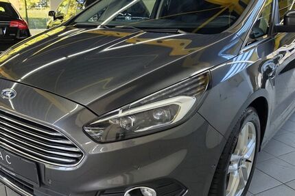 Ford S-Max 144.000 km 12.980 &euro; Coswig (Anhalt) 06869