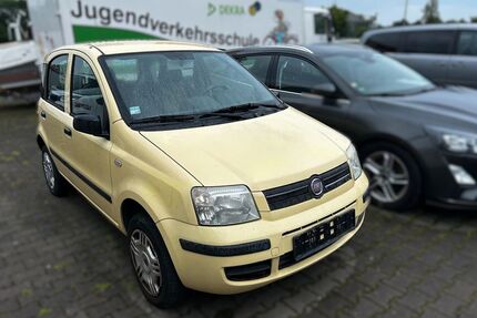 Fiat Panda 71.400 km 2.990 &euro; Niederlauer 97618