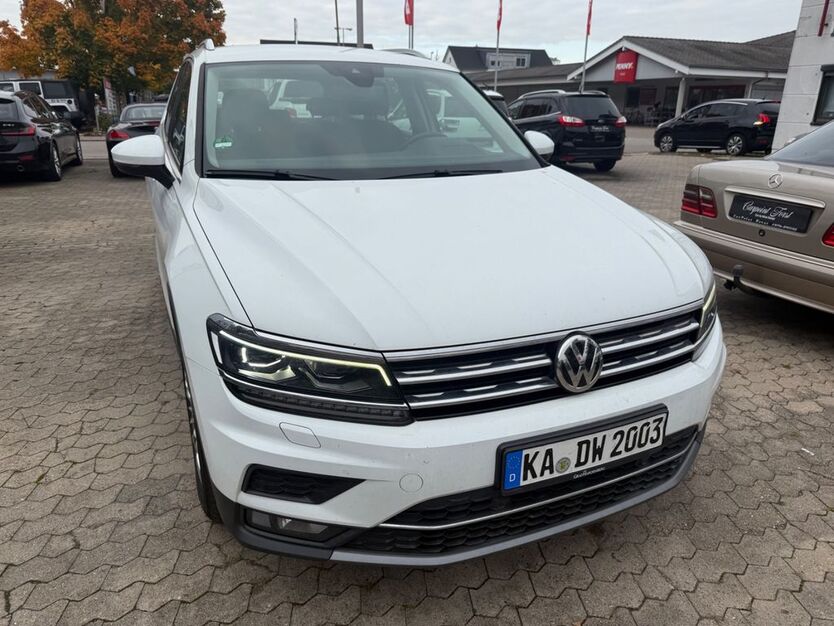 VW Tiguan 189.700 km 17.990 € Forst 76694