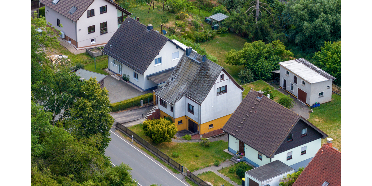 Ihr neues Zuhause in Gera: Einfamilienhaus mit Garage und praktischem Nebengelass! - Einfamilienhaus Gera Zwötzen | Angebot:26386902