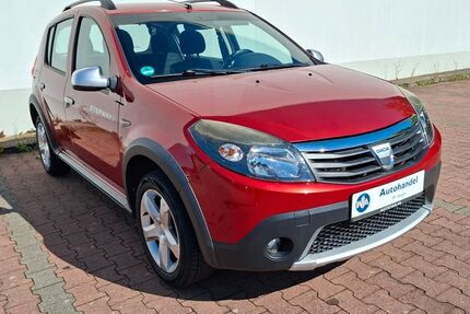Dacia Sandero 125.076 km 4.500 € Borna 04552