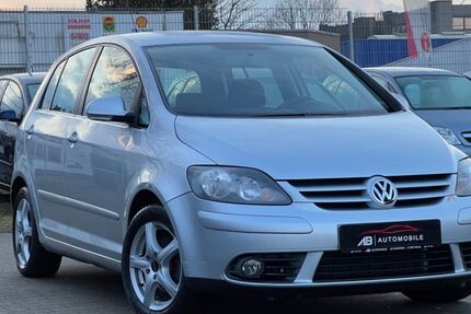 VW Golf 152.390 km 4.890 € Glinde 21509