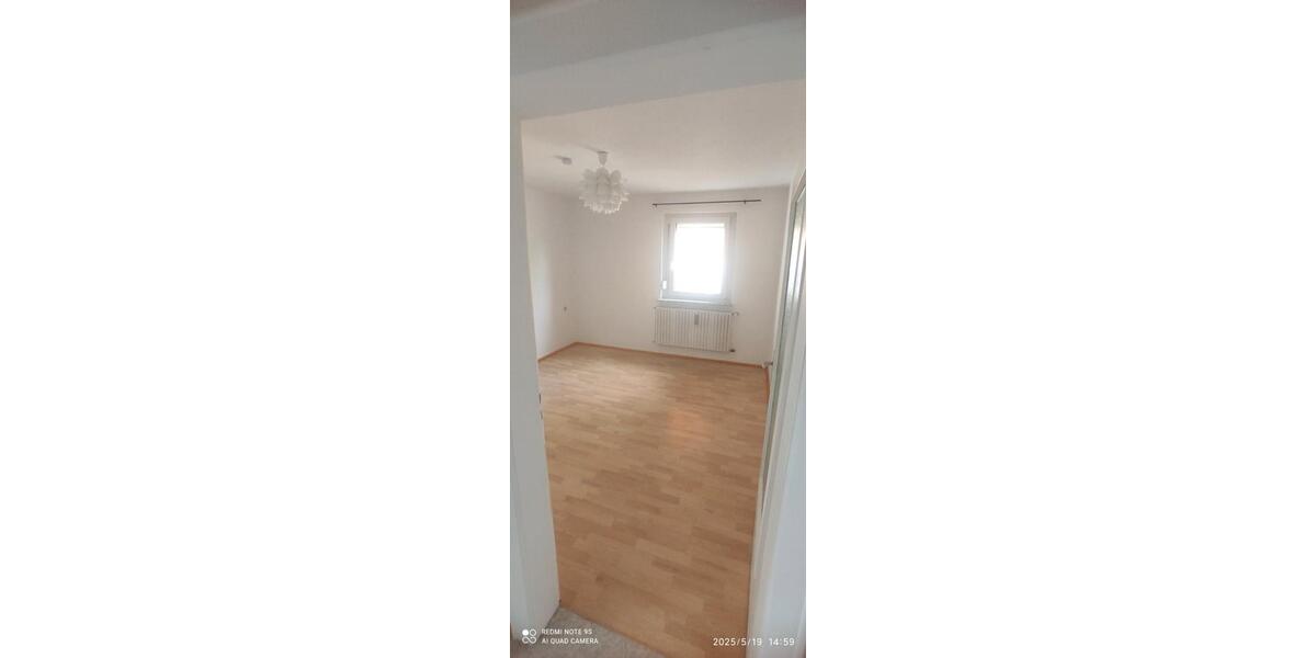 Erdgeschoßwohnung Marktleugast - 3 Zimmer, 64 m&sup2;, 550&euro; | Angebot:26610668