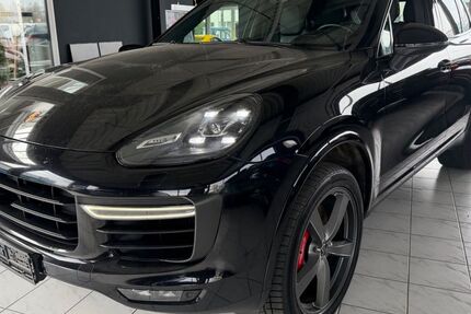 Porsche Cayenne 153.103 km 76.900 &euro; Köln 50767