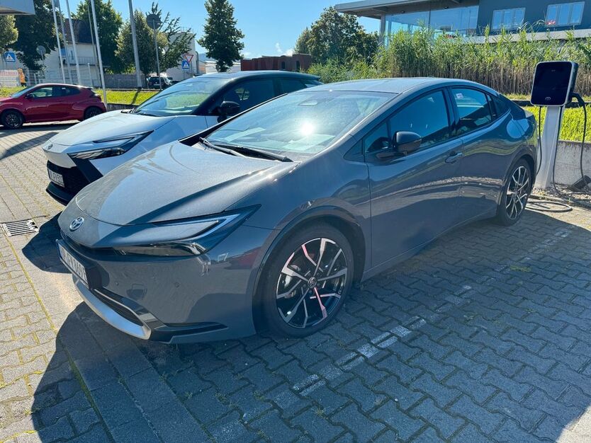 Toyota Prius 4.500 km 36.900 € Bensheim 64625