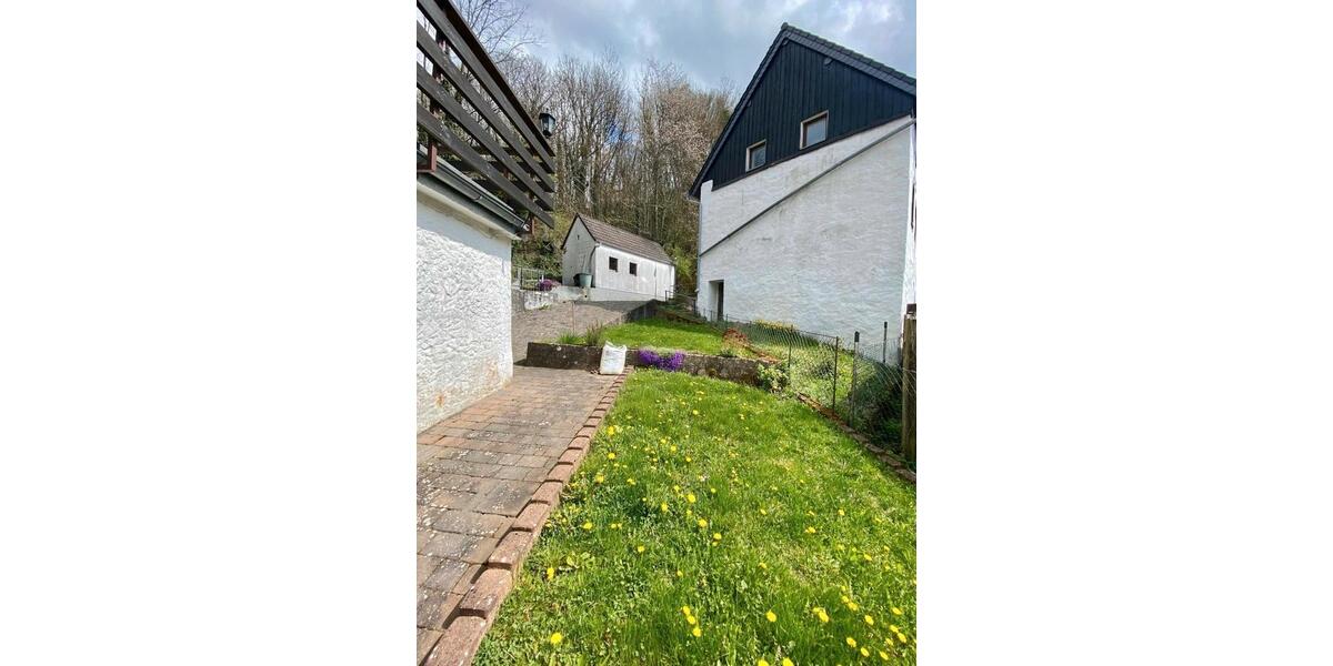 Einfamilienhaus Blankenheim - 5 Zimmer, 100 m&sup2;, 99.999&euro; | Angebot:27143640