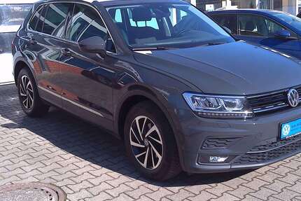VW Tiguan 126.500 km 19.600 &euro; Dresden 01108