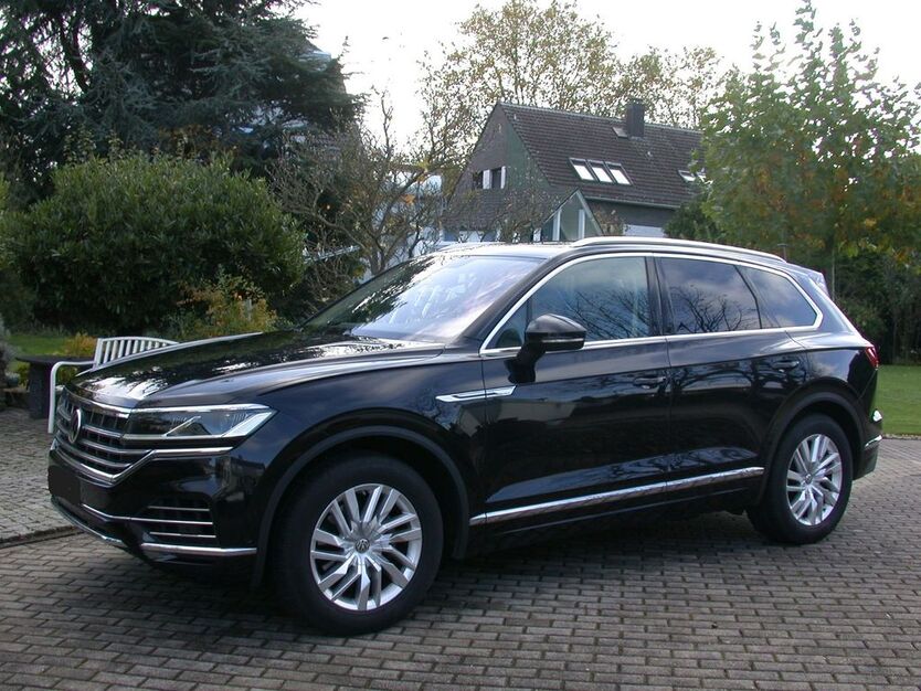 VW Touareg 80.051 km 38.900 € Oberhausen 46049