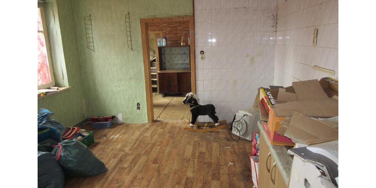 Einfamilienhaus Kyffhäuserland - 7 Zimmer, 163 m&sup2;, 35.000&euro; | Angebot:26981977