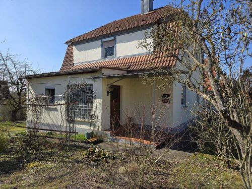 Charmantes Einfamilienhaus mit Garten und Garage in 97464 Niederwerrn Schweinfurt (ID 10547) 6 zimmer