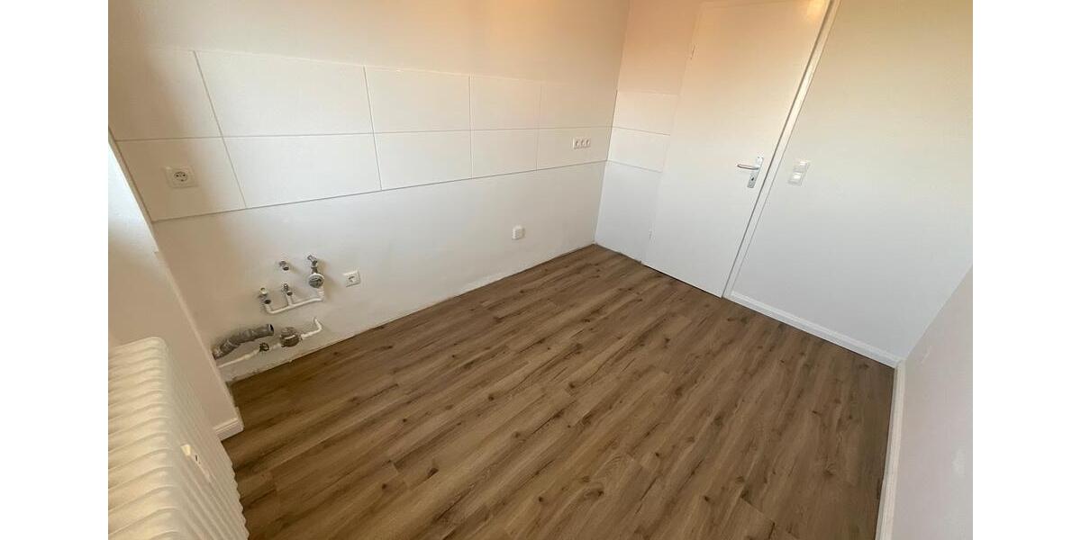 Etagenwohnung Brunsbüttel - 4 Zimmer, 85 m&sup2;, 669&euro; | Angebot:26365505