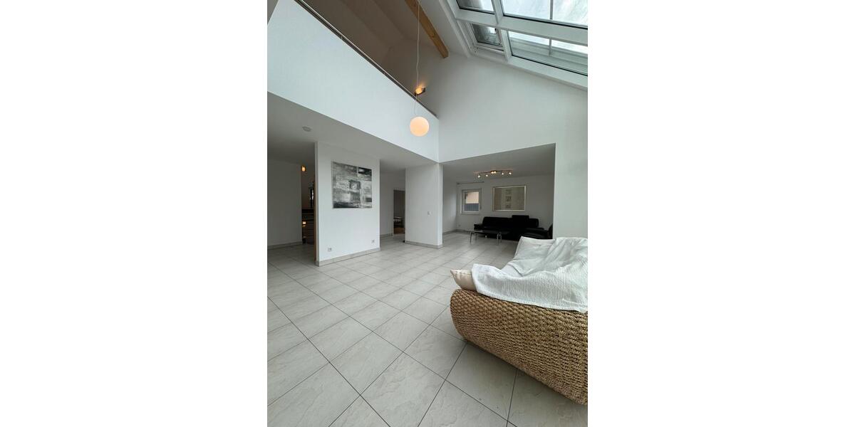 Großzügiges Einfamilienhaus mit Garten und Garage in Niederstotzingen zum vermieten! 4.5 zimmer