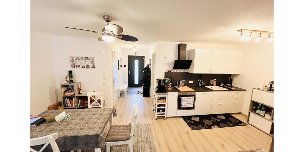 Etagenwohnung Parsberg - 2 Zimmer, 66 m&sup2;, 750&euro; | Angebot:25422640