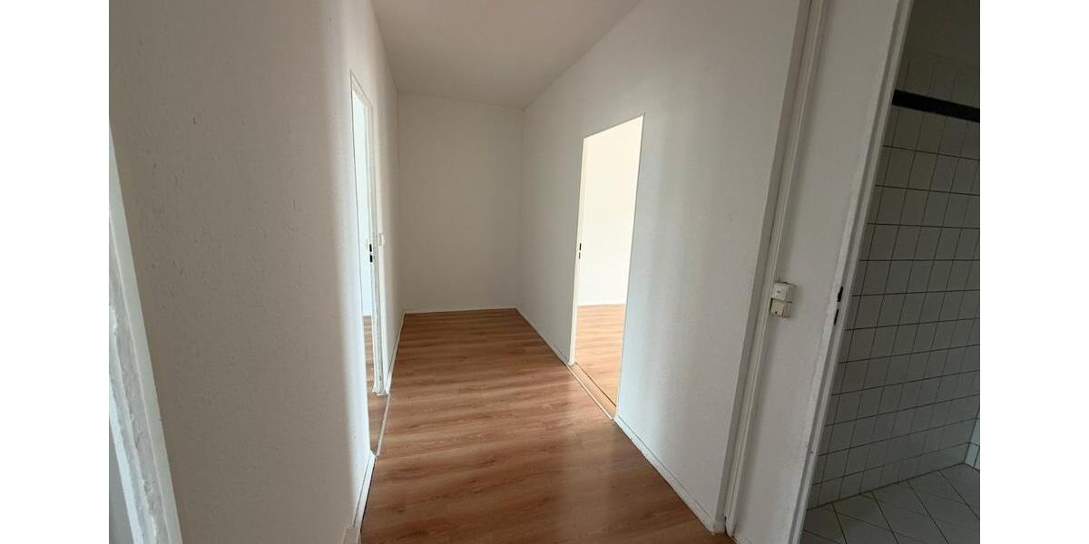 Etagenwohnung Oranienburg - 3 Zimmer, 70 m&sup2;, 875&euro; | Angebot:25999600