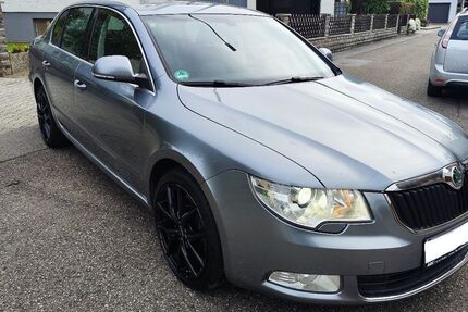 Skoda Superb 95.188 km 9.900 € Saal an der Donau 93342