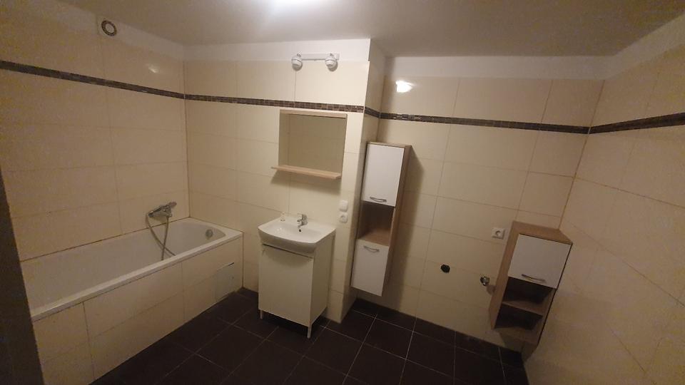 Hochparterre Esslingen am Neckar Hegensberg - 3.5 Zimmer, 75 m&sup2;, 350.000&euro; | Angebot:25280866