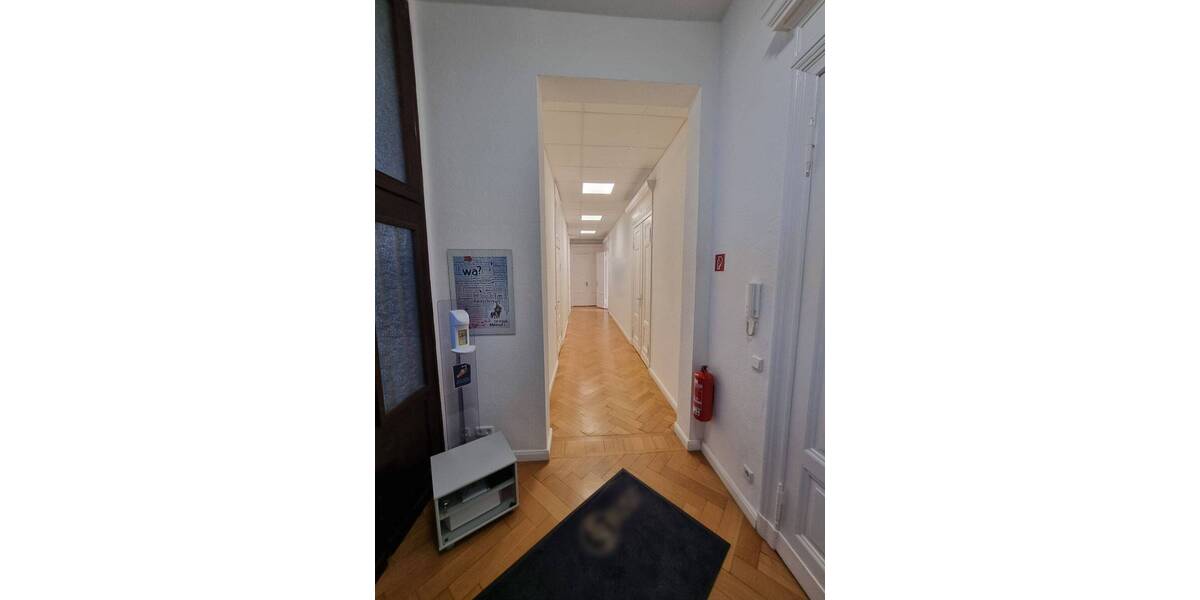 Gewerbeobjekt Halle (Saale) Innenstadt - 6 Zimmer, 191 m&sup2;, 2.100&euro; | Angebot:26891817