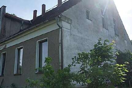 Haus Loitz - 8 Zimmer, 400 m&sup2;, 66.000&euro; | Angebot:26122086