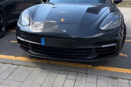 Porsche Panamera 158.000 km 49.900 &euro; Düsseldorf 40627