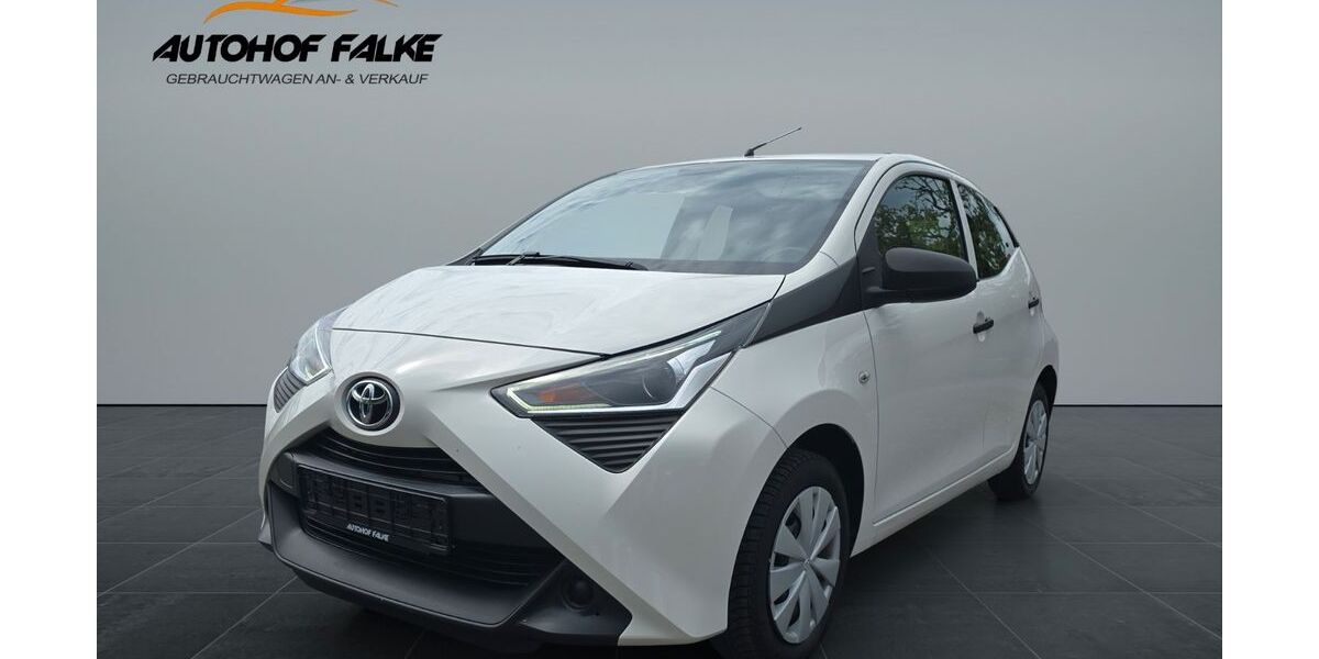 Toyota Aygo (X) 76.415 km 8.750 &euro; Jork 21635