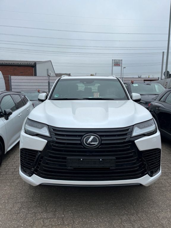 Lexus LX 500 3.500 km 199.999 € Essen 45133