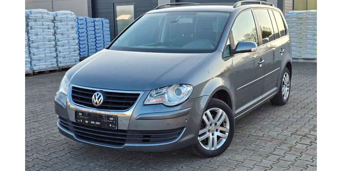 VW Touran 288.000 km 2.500 &euro; Surwold 26903