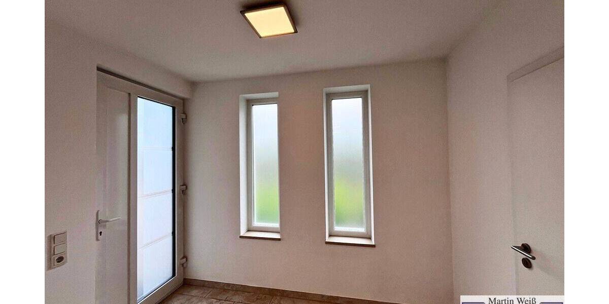 Bungalow Krailling - 5 Zimmer, 209 m&sup2;, 2.980&euro; | Angebot:26910533