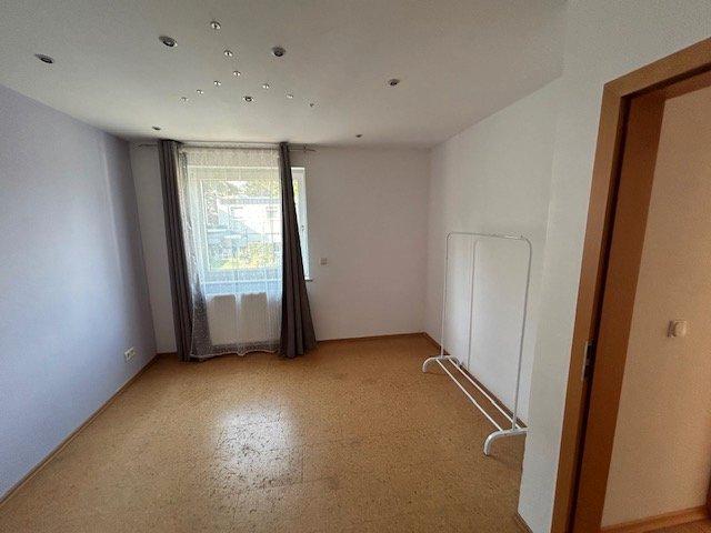 Reihenhaus Trier Nord - 6 Zimmer, 149 m&sup2;, 450.000&euro; | Angebot:26726762