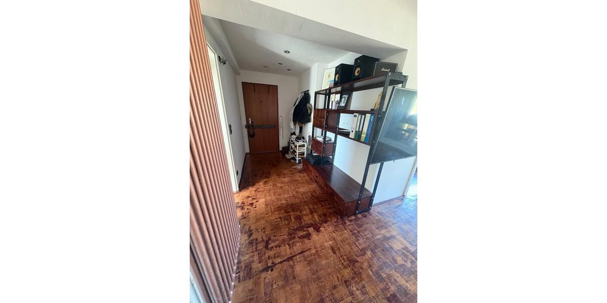 Dachgeschoßwohnung Köln Mülheim - 2 Zimmer, 45 m&sup2;, 210.000&euro; | Angebot:24811773