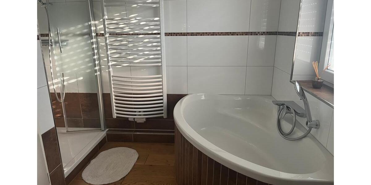 Reihenhaus Herdecke - 4 Zimmer, 122 m&sup2;, 415.000&euro; | Angebot:24840823