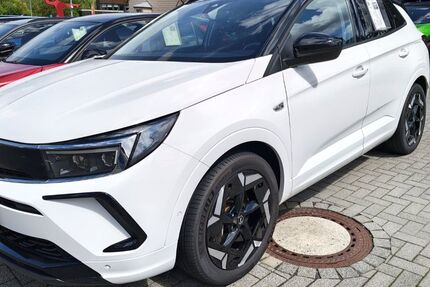 Opel Grandland (X) 17.200 km 28.990 &euro; Hachenburg 57627