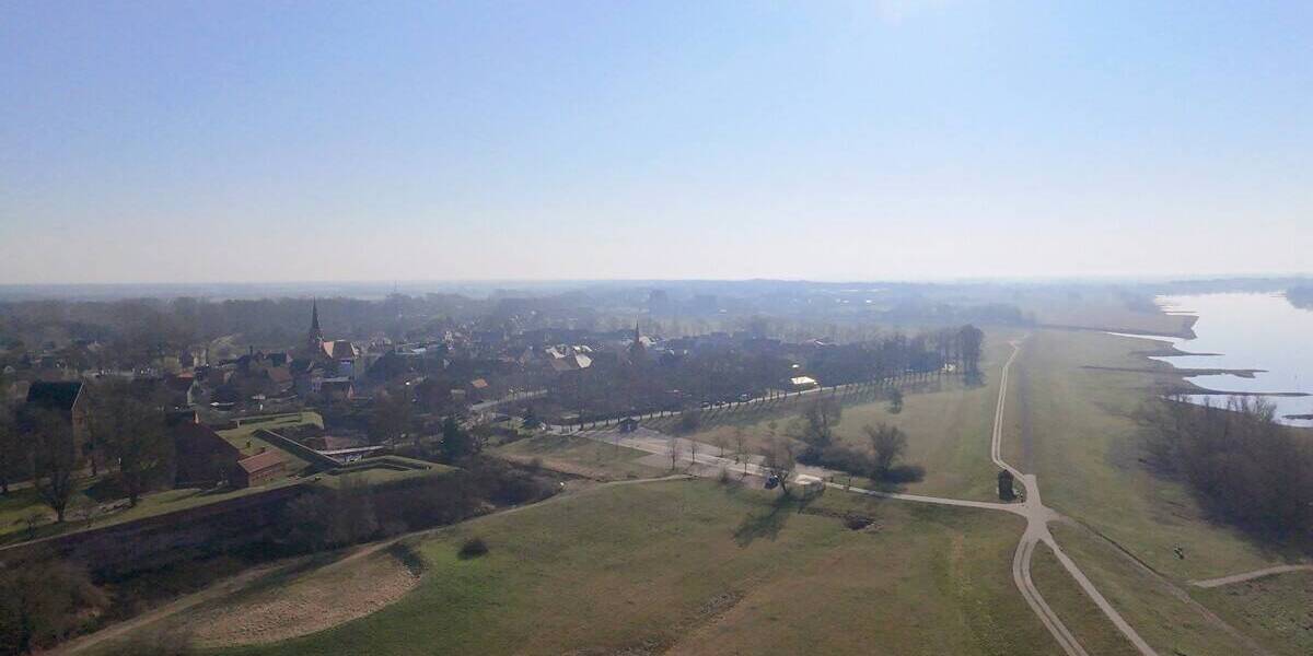 Einfamilienhaus Dömitz - 4 Zimmer, 120 m&sup2;, 100.000&euro; | Angebot:25927216