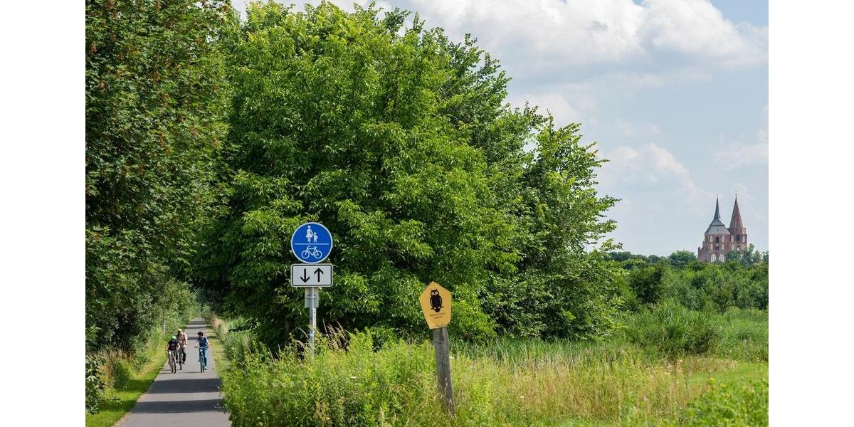 Etagenwohnung Löwenberger Land - 3 Zimmer, 77 m&sup2;, 849&euro; | Angebot:25825025