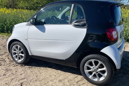 Smart ForTwo 47.330 km 9.199 &euro; Schillsdorf 24637