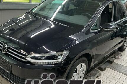 VW Touran 92.400 km 27.100 &euro; Osnabrück 49084